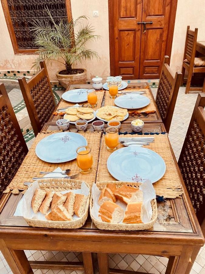 Riad Euphorbe Marrakesh Bagian luar foto