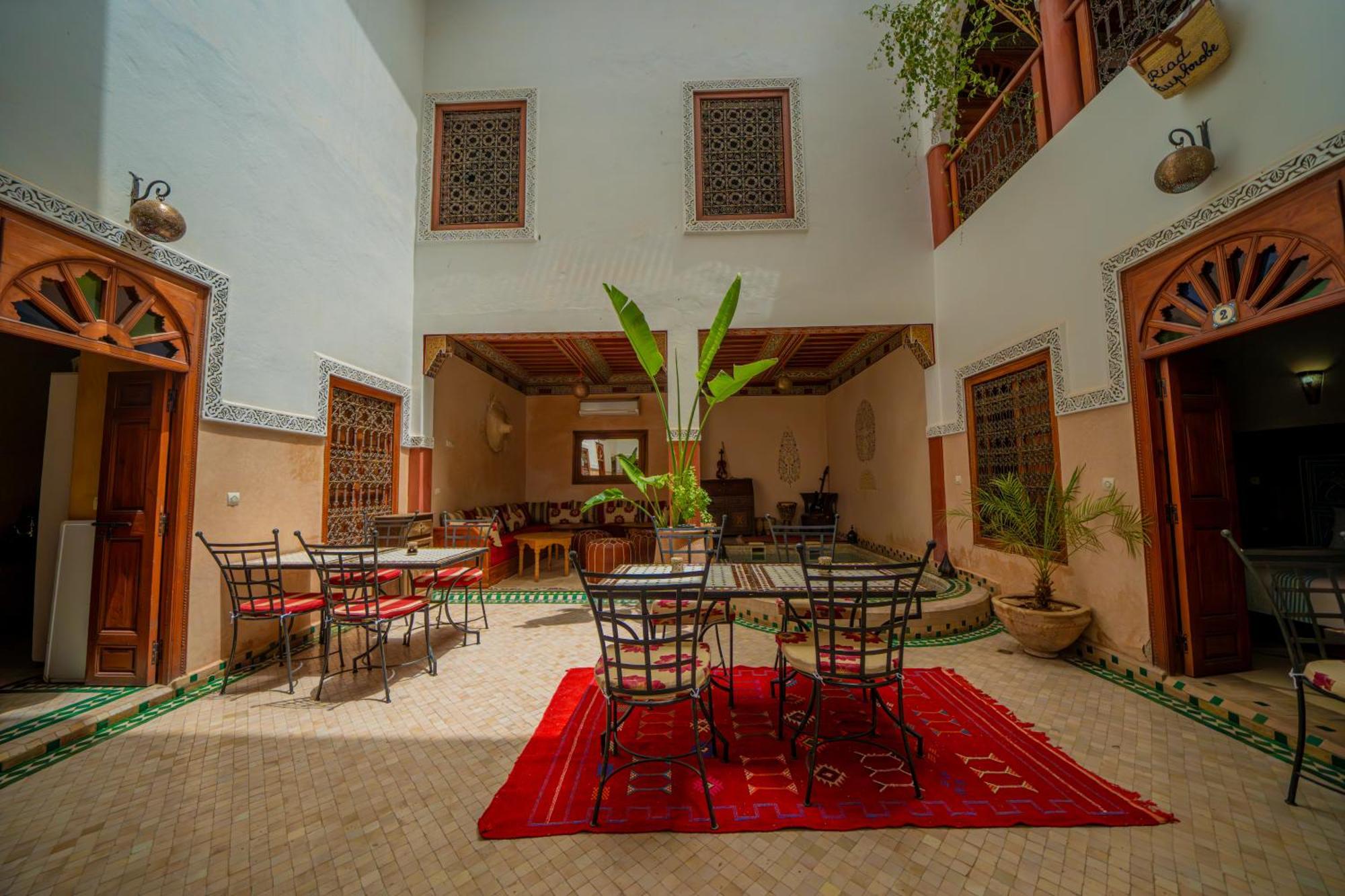Riad Euphorbe Marrakesh Bagian luar foto